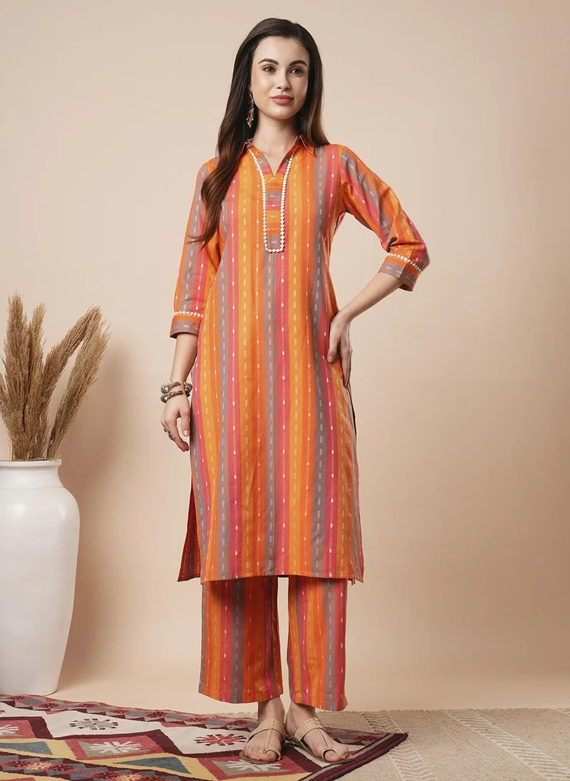 جلو باص Globus Women Regular Pure Cotton Kurta With Trousers